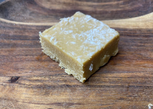 ✨SIMPLE, CLEAN, REFINED SUGAR FREE PEANUT BUTTER FUDGE ✨